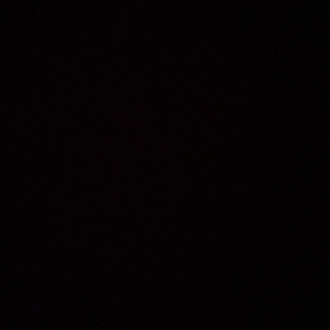 YX