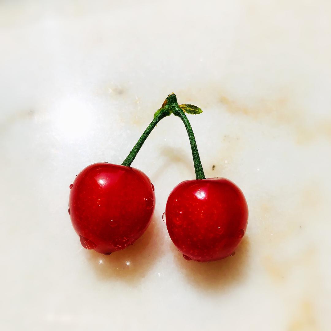嗯
