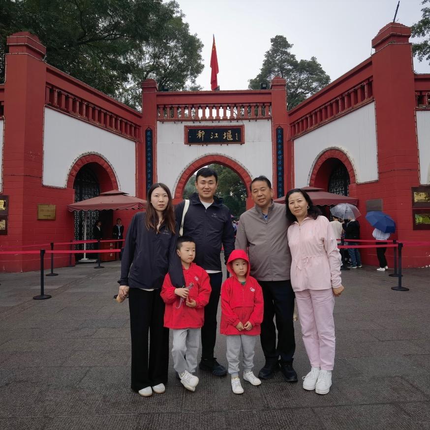 阿莲