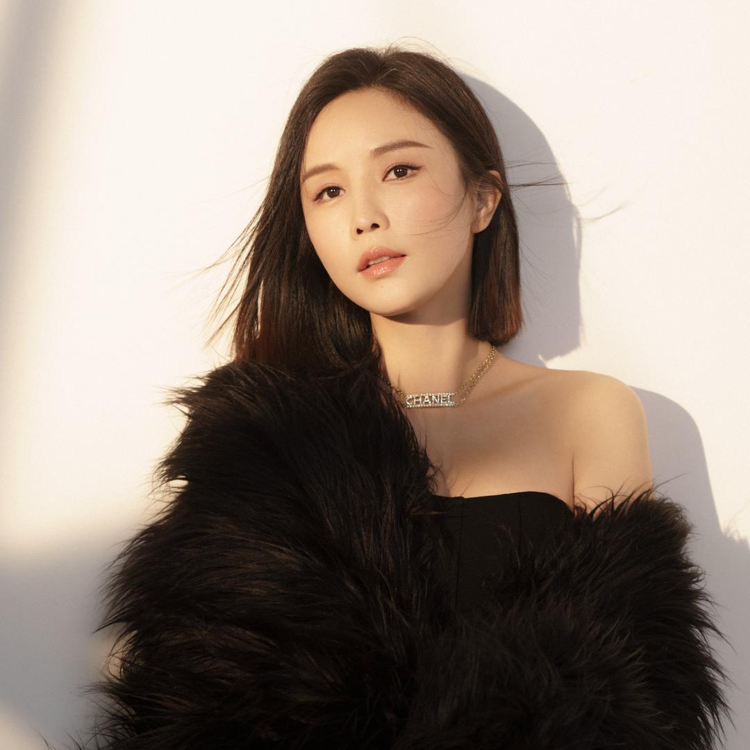 舒桠聊美业
