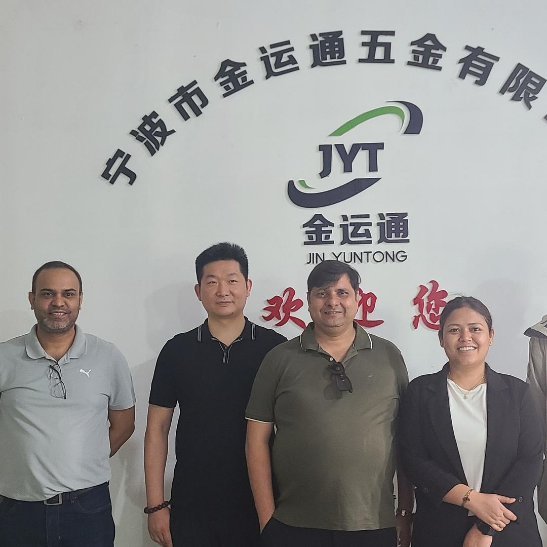 金运通专业五金弹片成型
