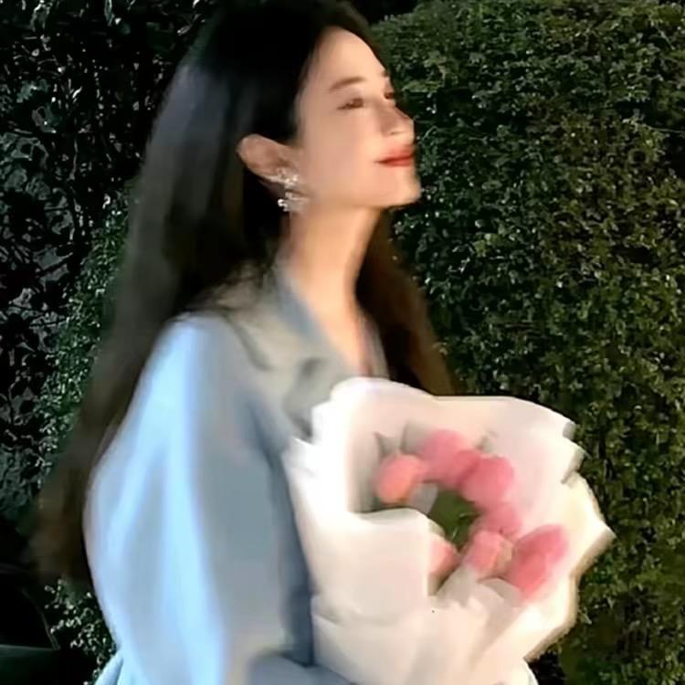 星卅