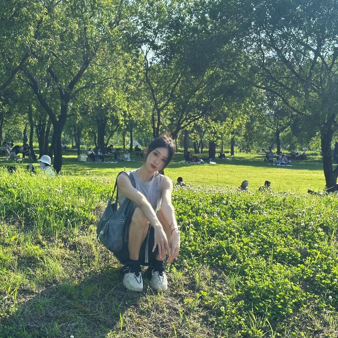 嘉爷.