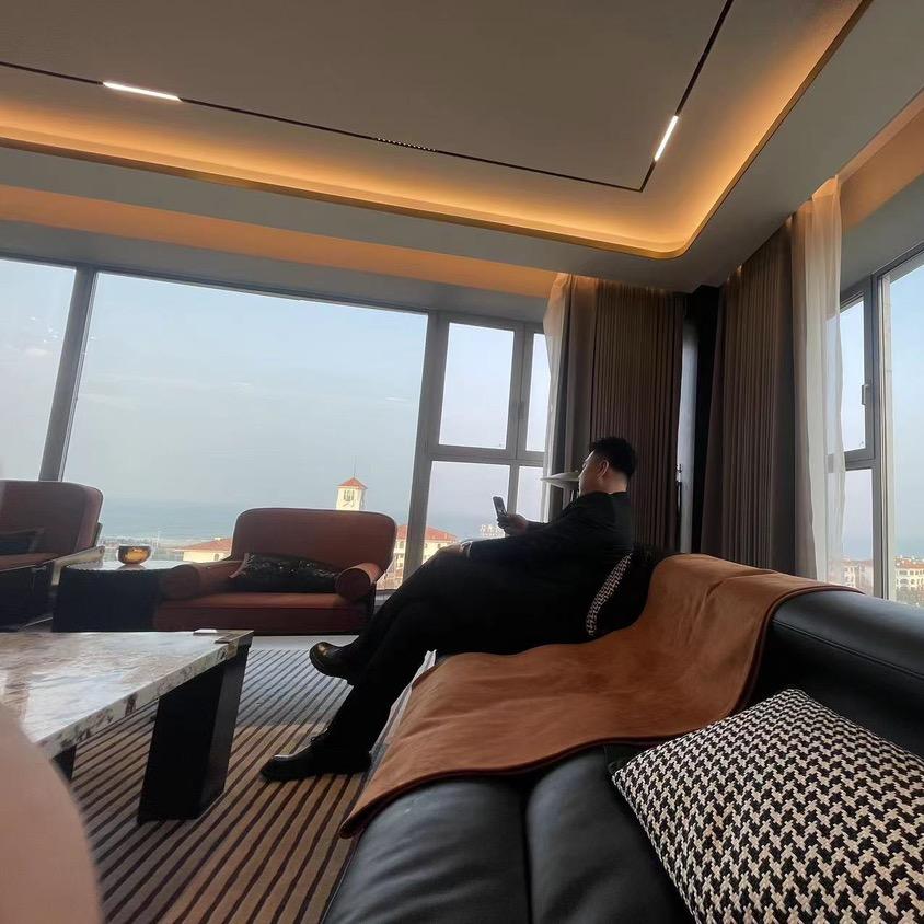 Vanke丶李兆基他弟
