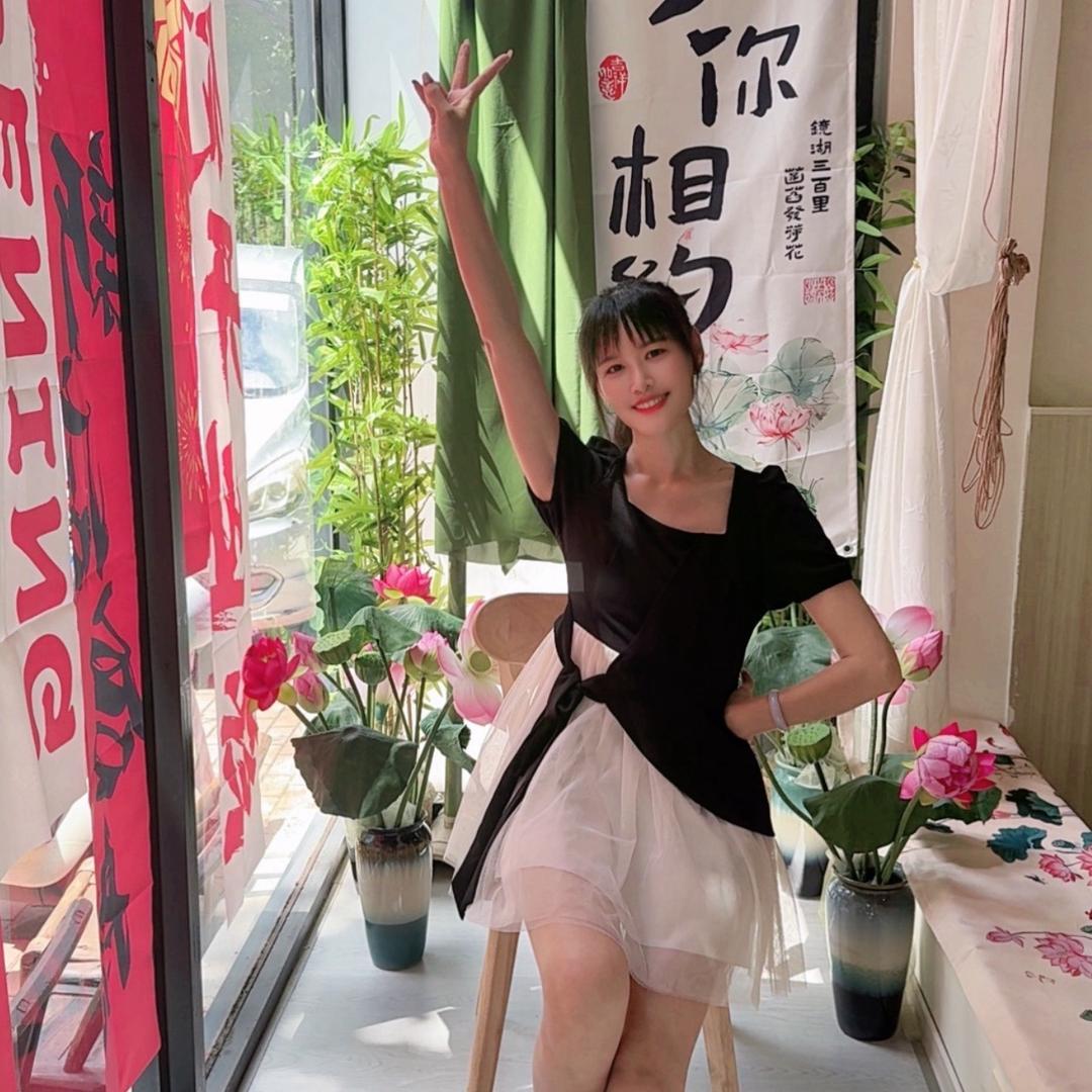 萱萱~冰诗韵海燕严选