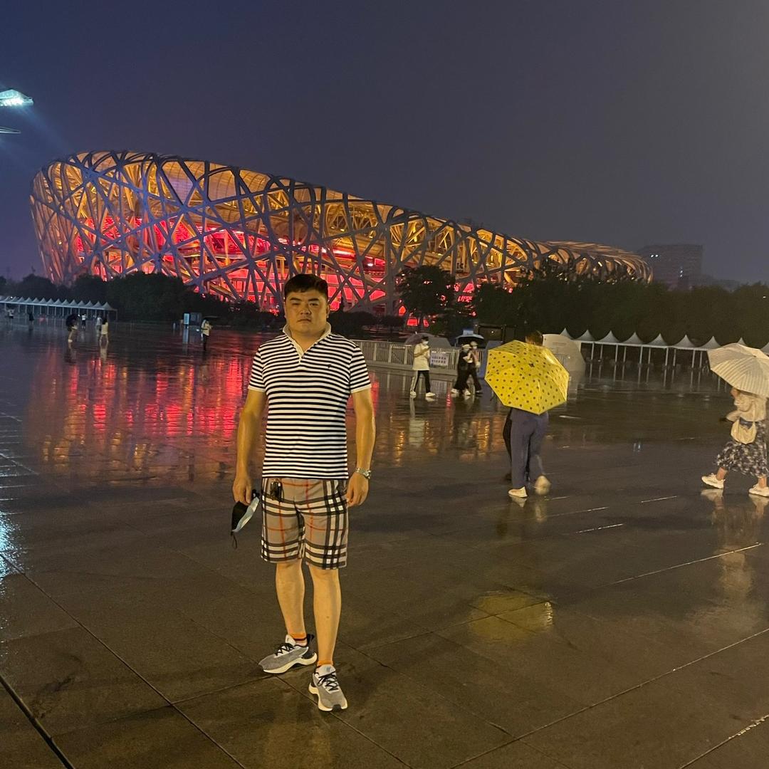 为了理想而奋斗