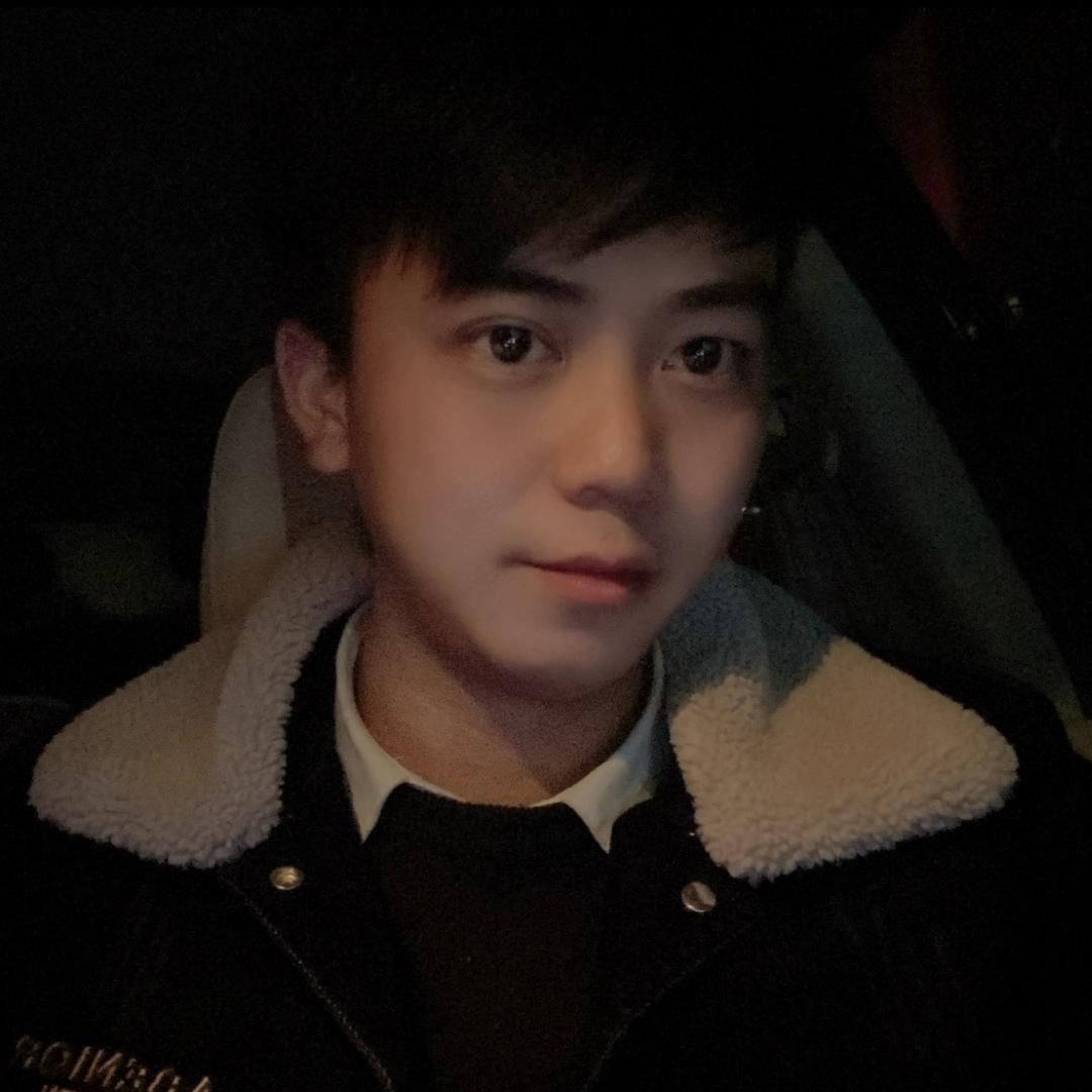 低调哥
