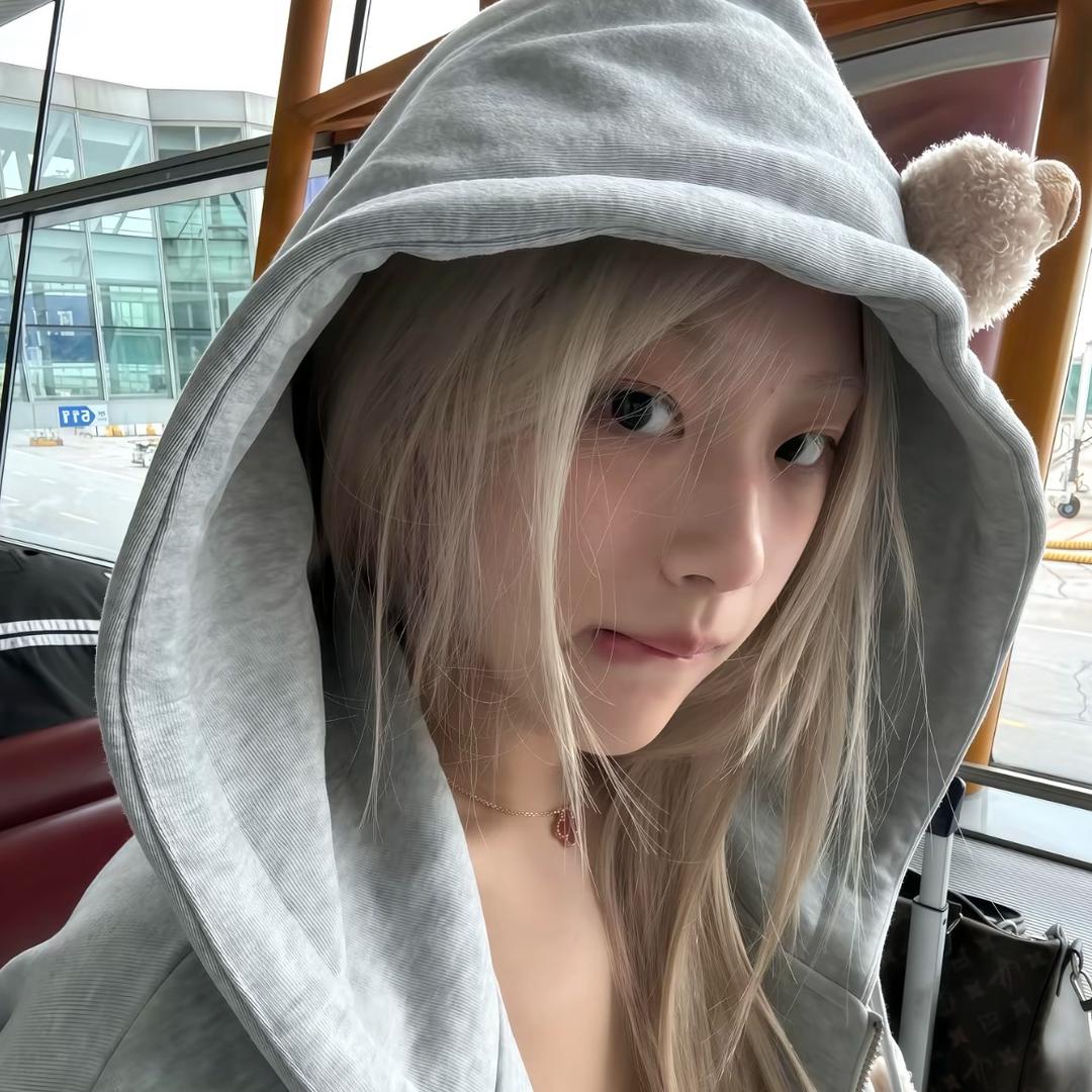 hi 小雅🦋