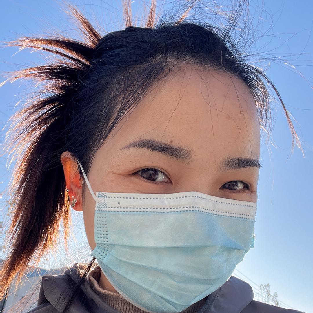 双眼皮的大包子