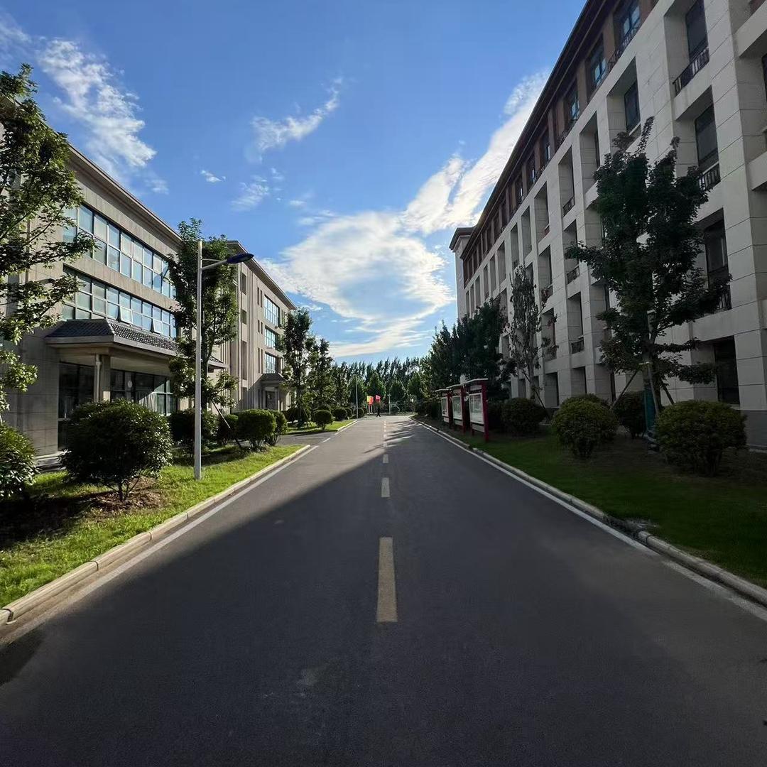 濮阳金硕高级中学