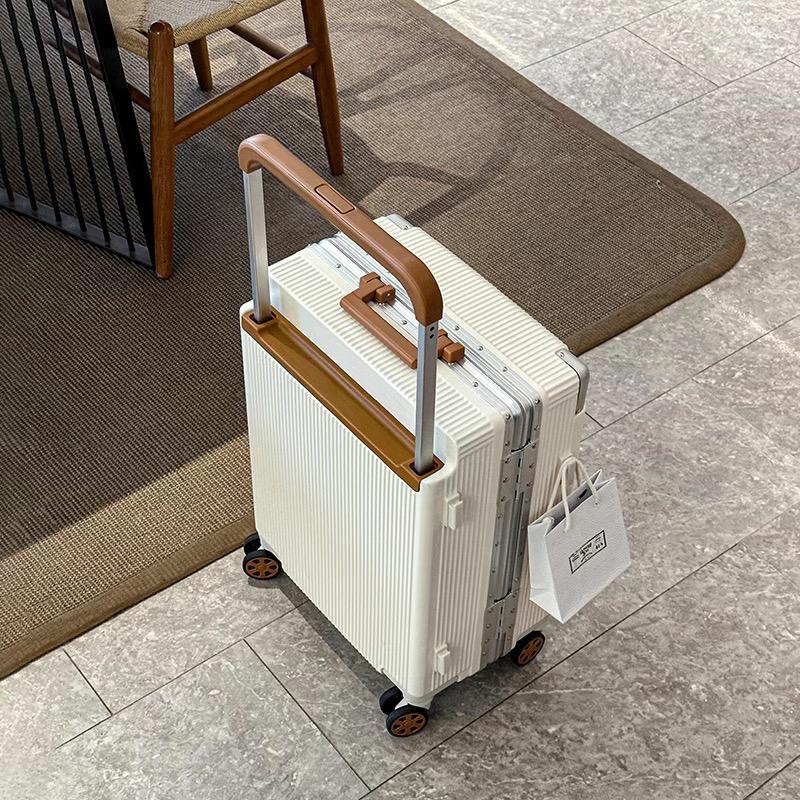 时尚行李箱