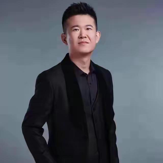 房岩小哥·直播日常