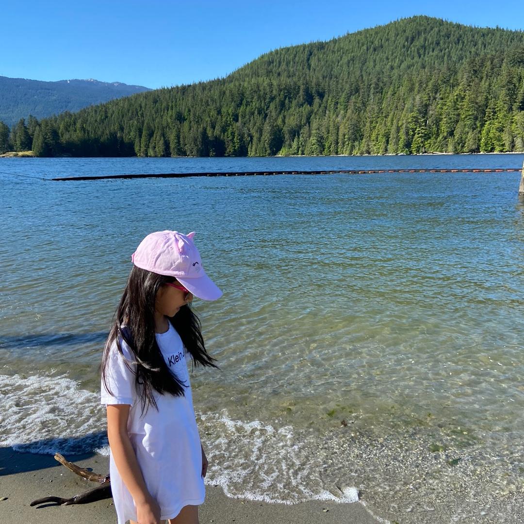 小丫头在温哥华