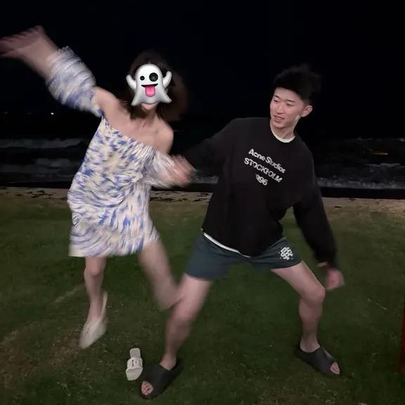 床头柜