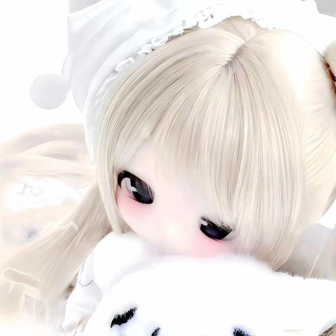 左眠雪头像