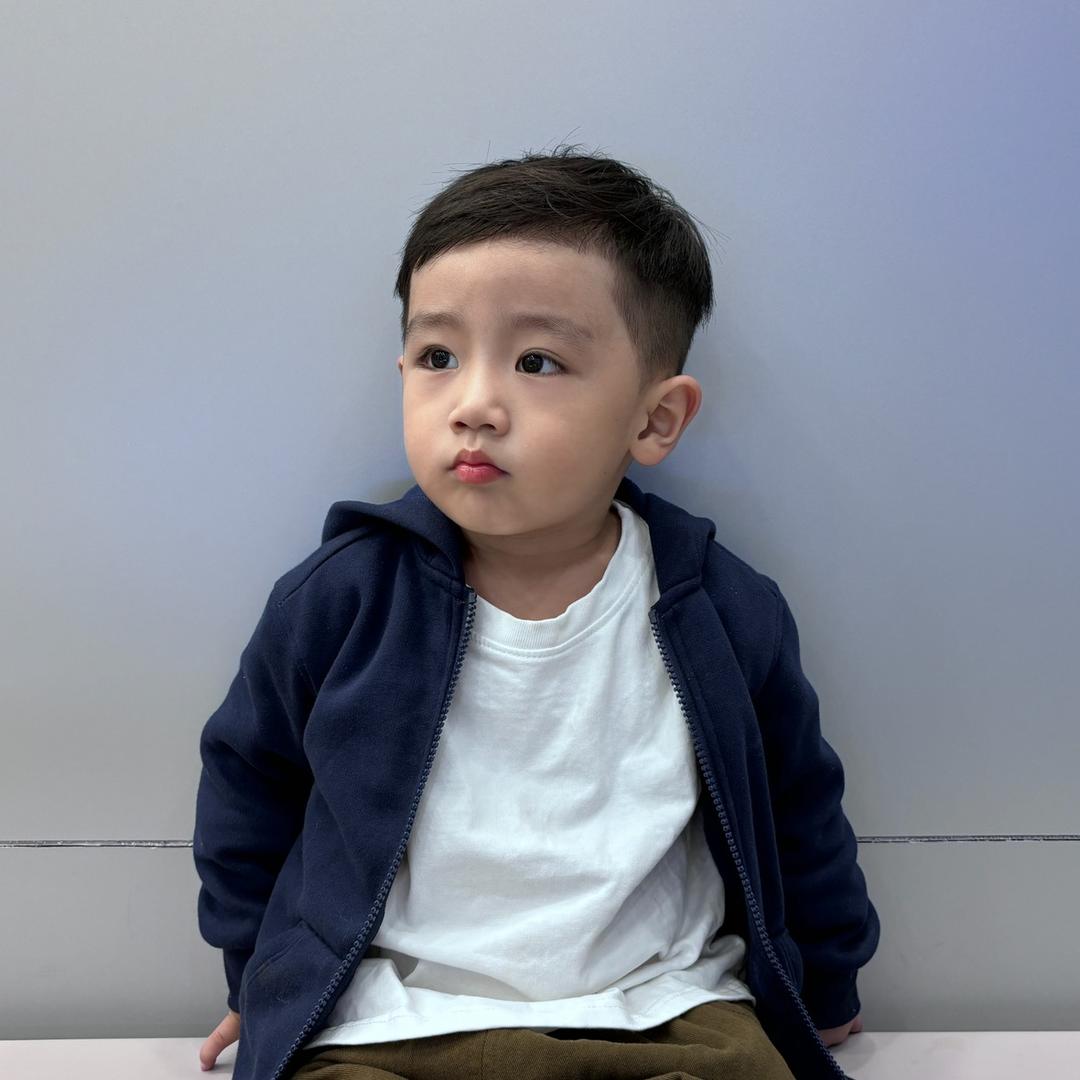 是超爱的嘉一呀