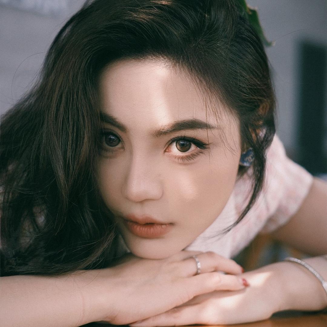 李李子美妆护肤