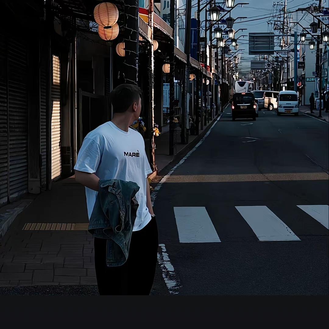 辉的