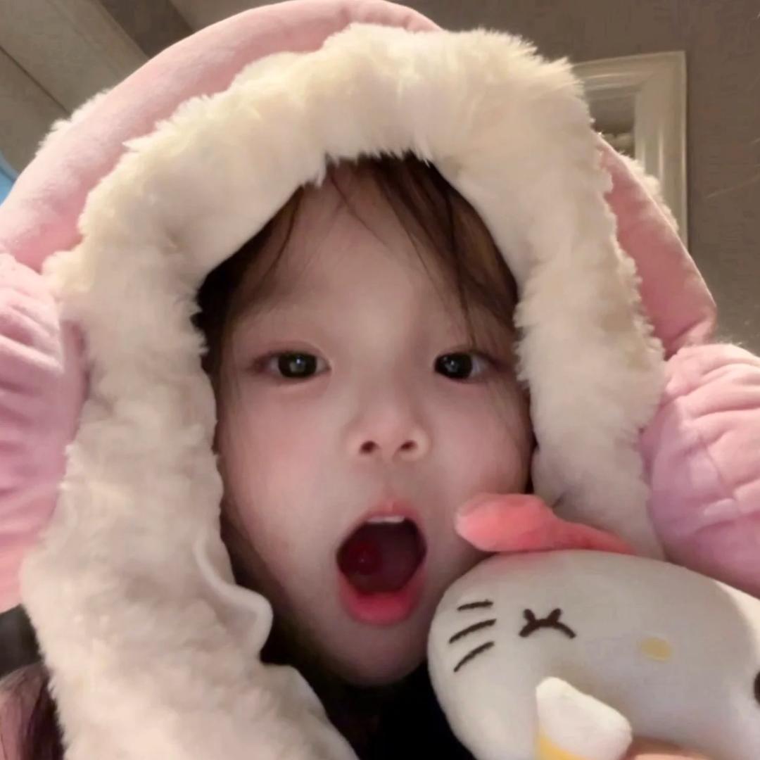 攒钱给小🐟买帕美