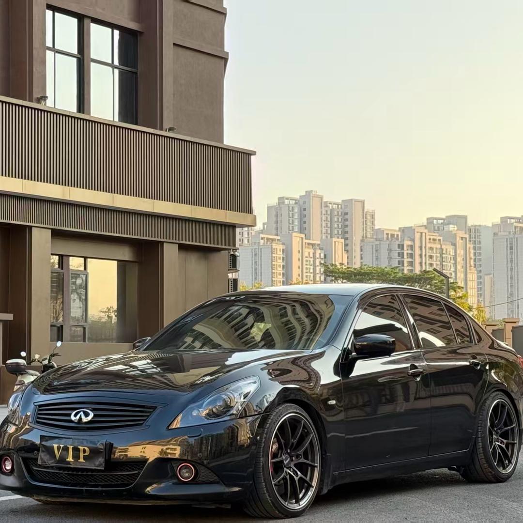 英非尼迪二手车@阿寸