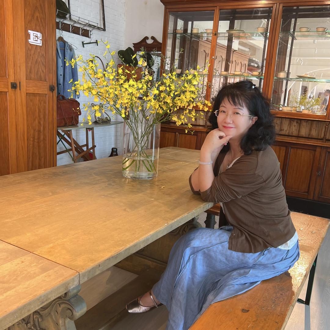 凯尔波月美体内衣甄选
