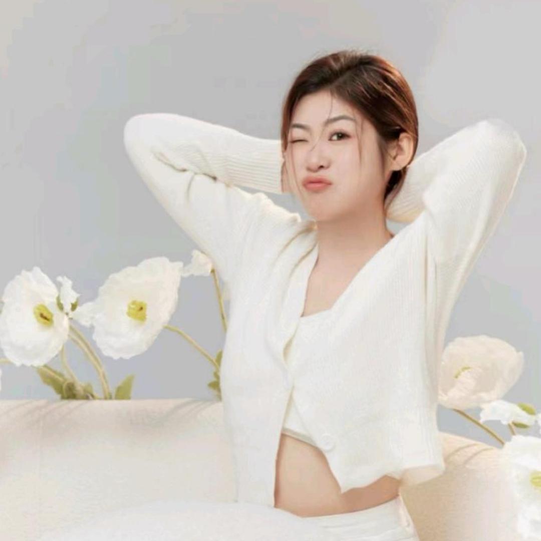 佳佳(527好粗鲁粉)