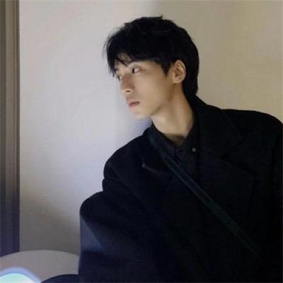 柳柳丶