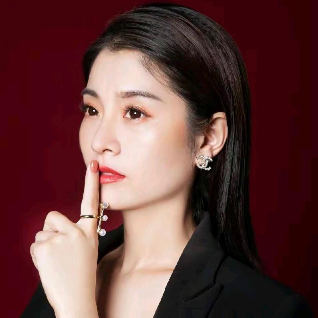 海莉（直播严选）