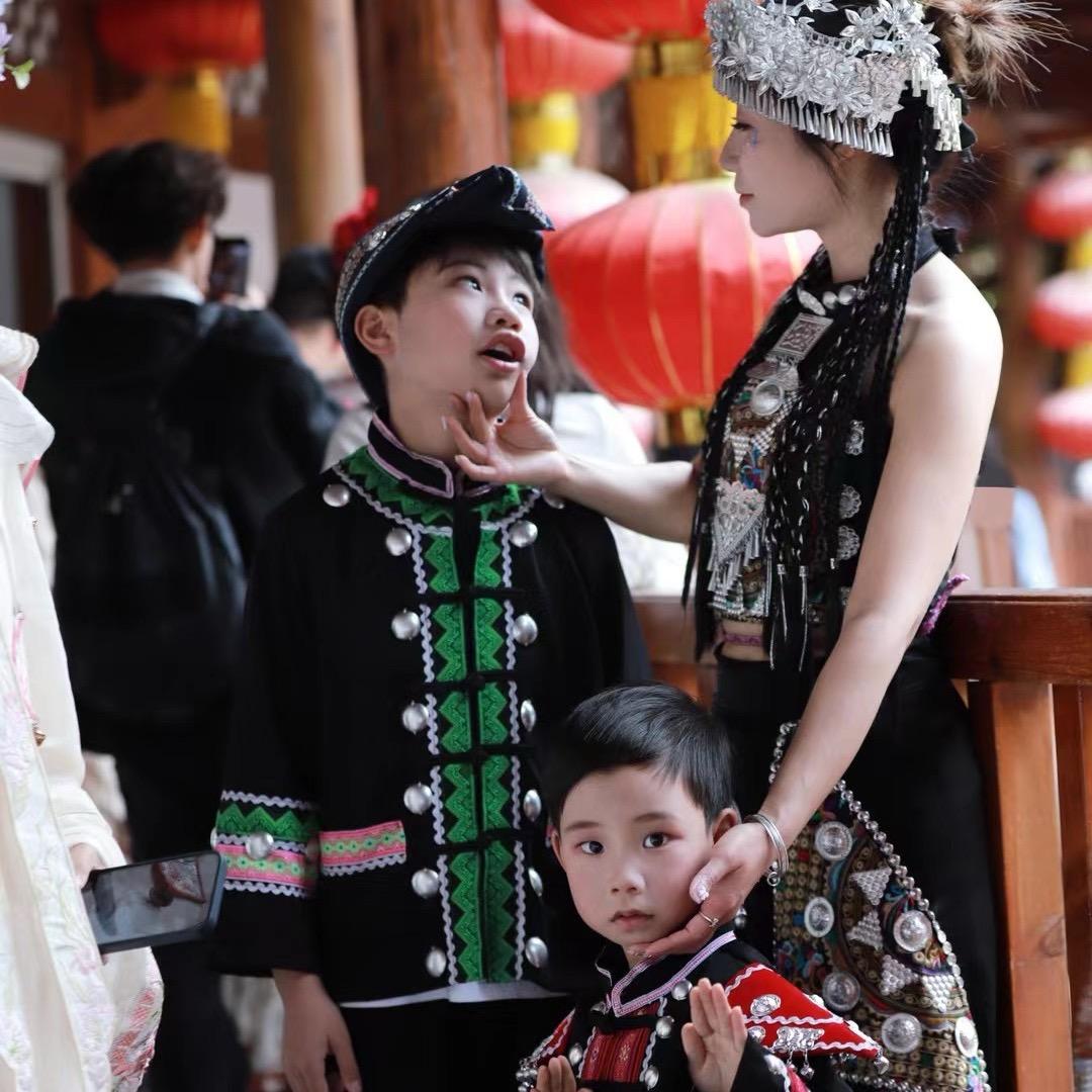 罗姐姐的朋友圈