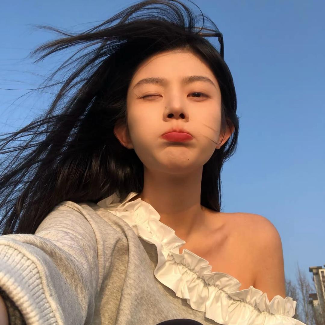 呆呆.
