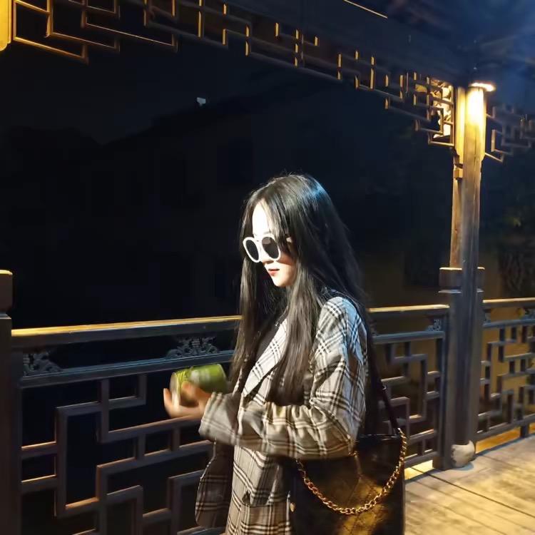 乐噫麗Li⋆🦋 ོ