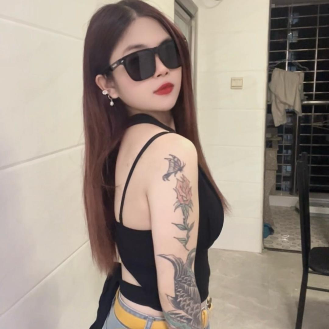 原来是依婷
