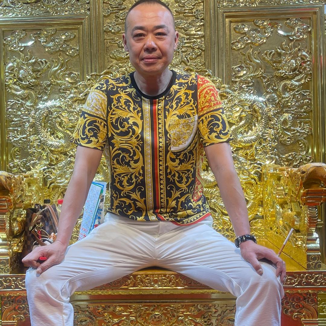 梁静宇