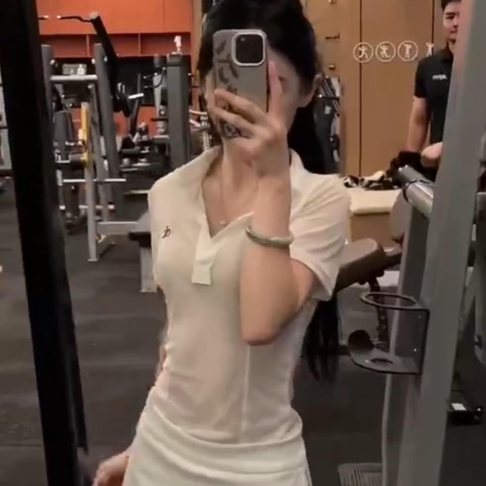 初一(游三助理）