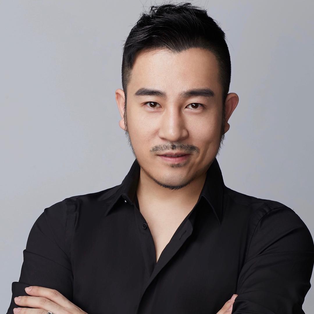 表哥小刚