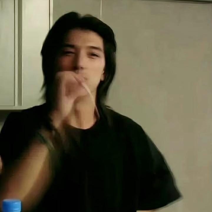 辞安.