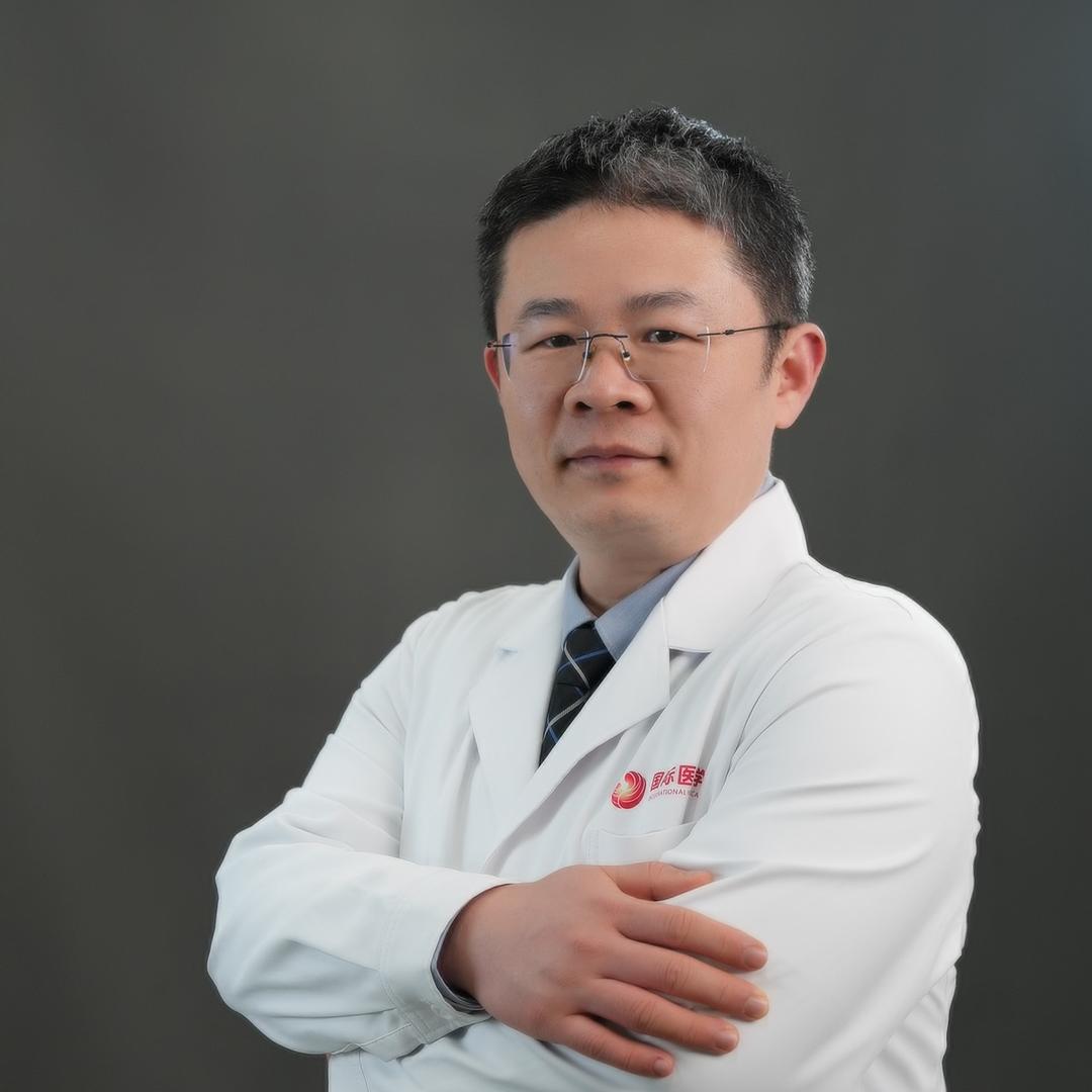 泌尿外科祝广峰主任