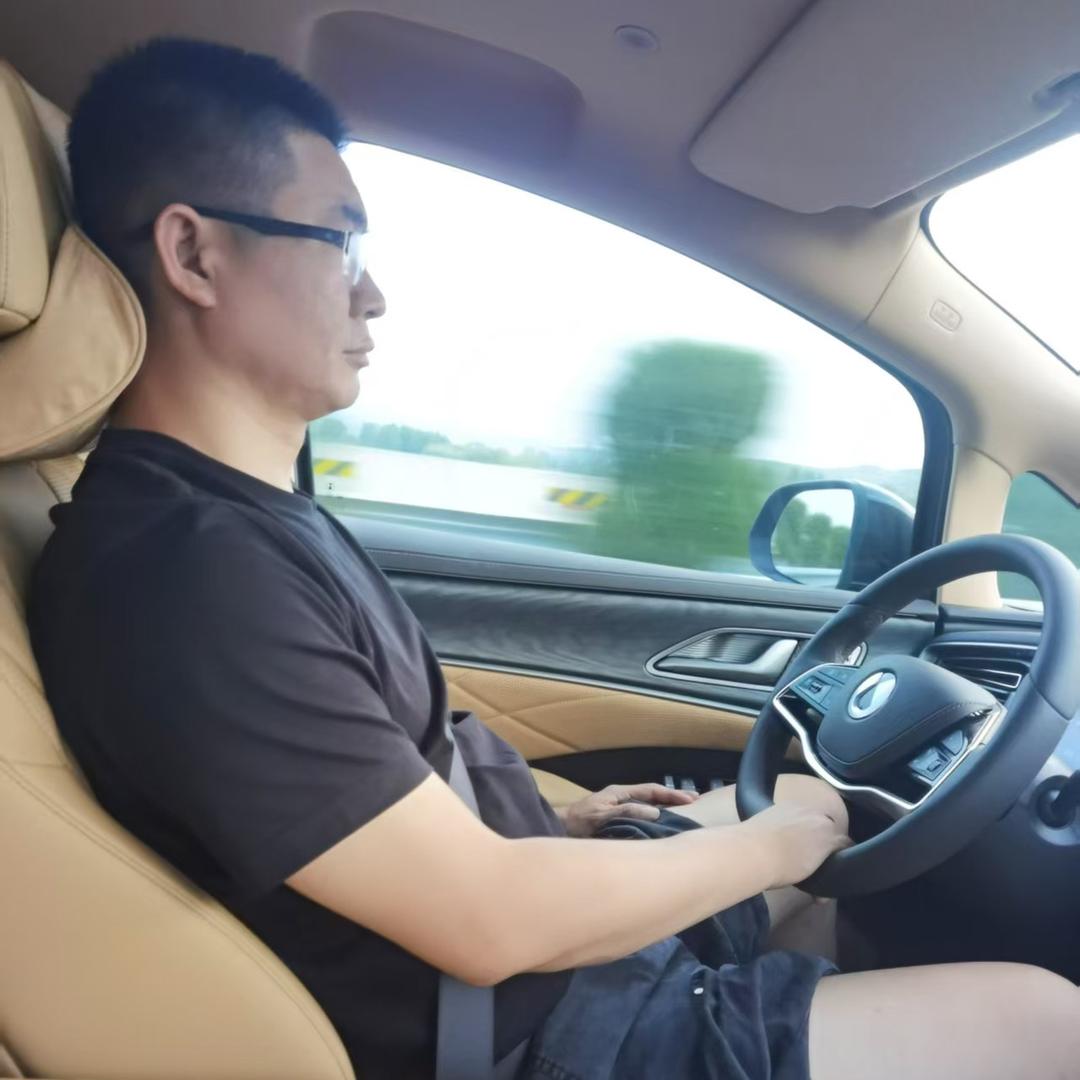 美佳思盾箱包