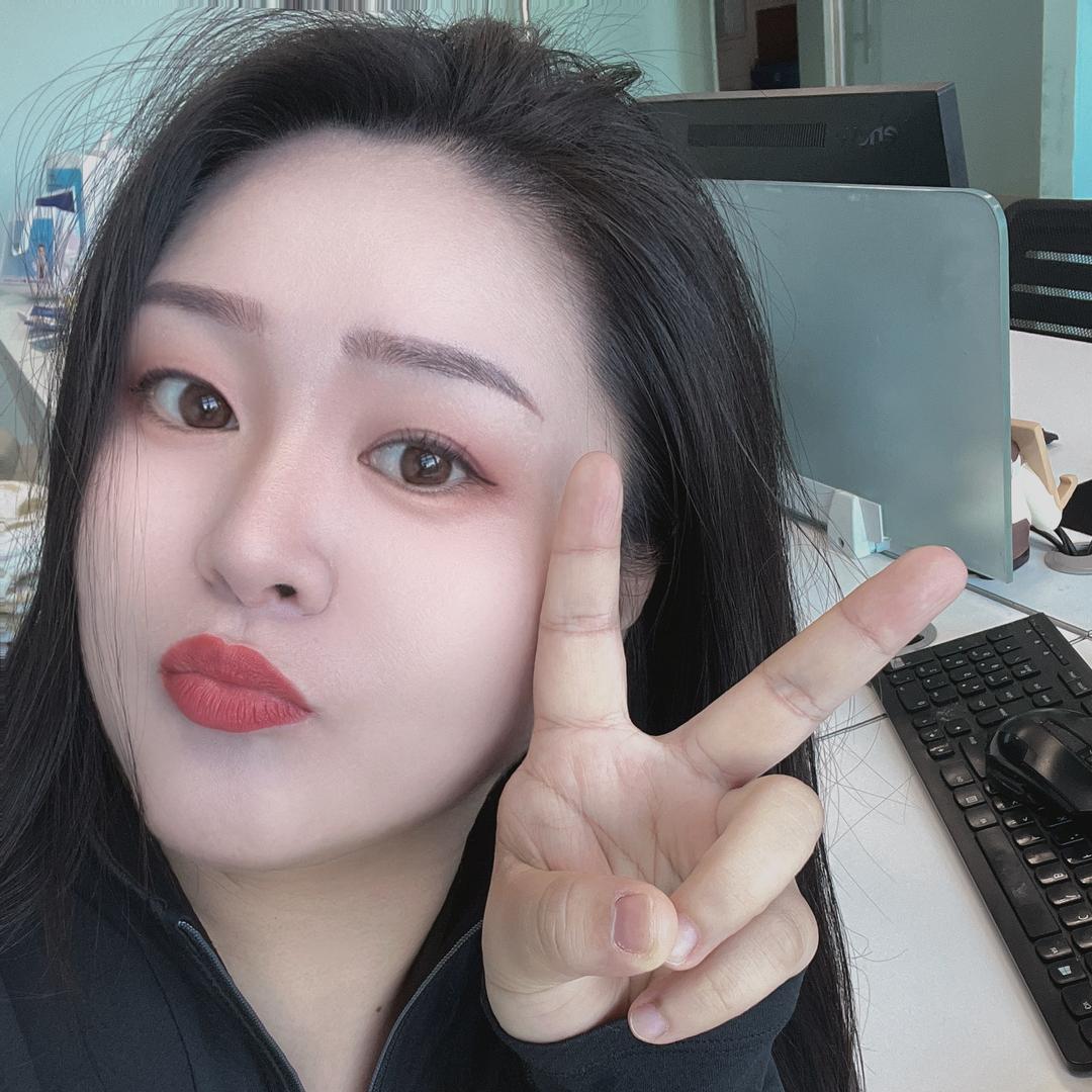 不美丽的吕美丽