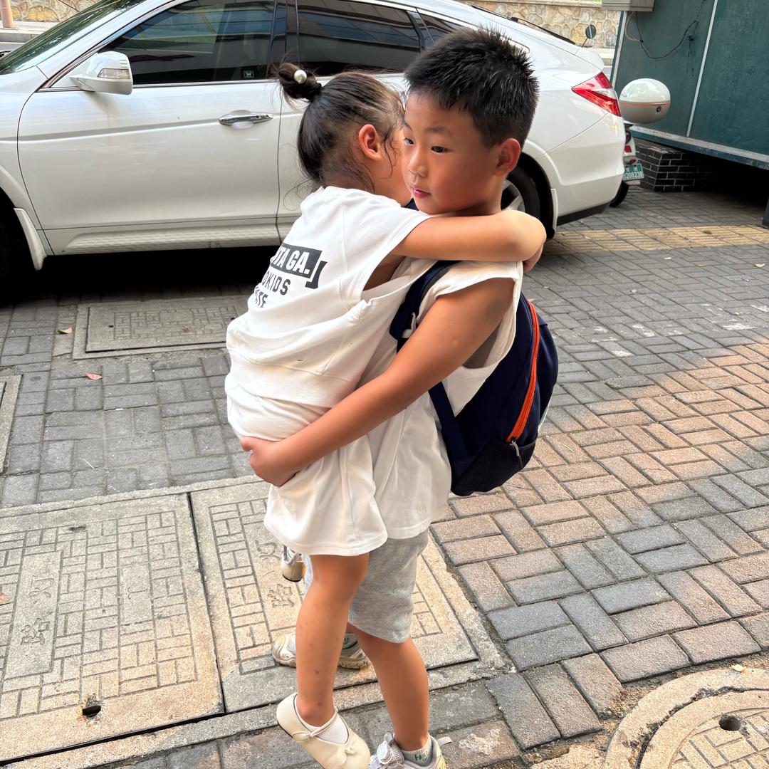 小糖果与瑞哥的平平日常