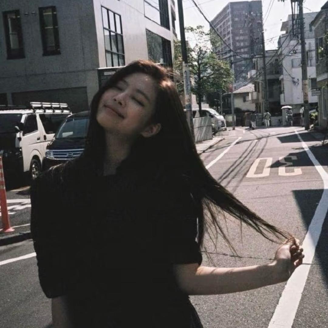 呆毛粒-