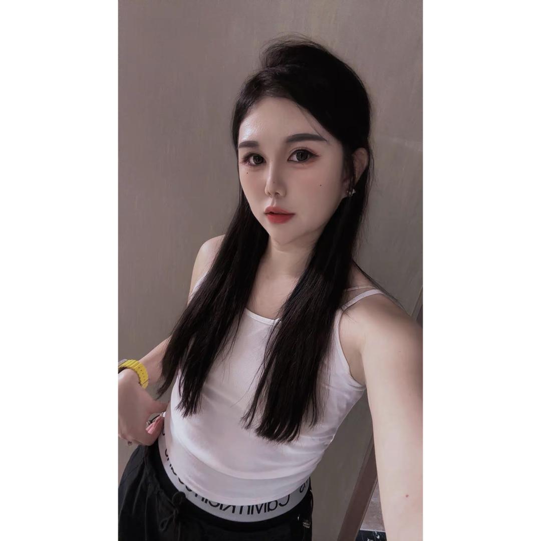 小美轻奢女装。