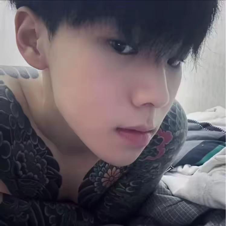 ￴ ￴ 再无第二个我.