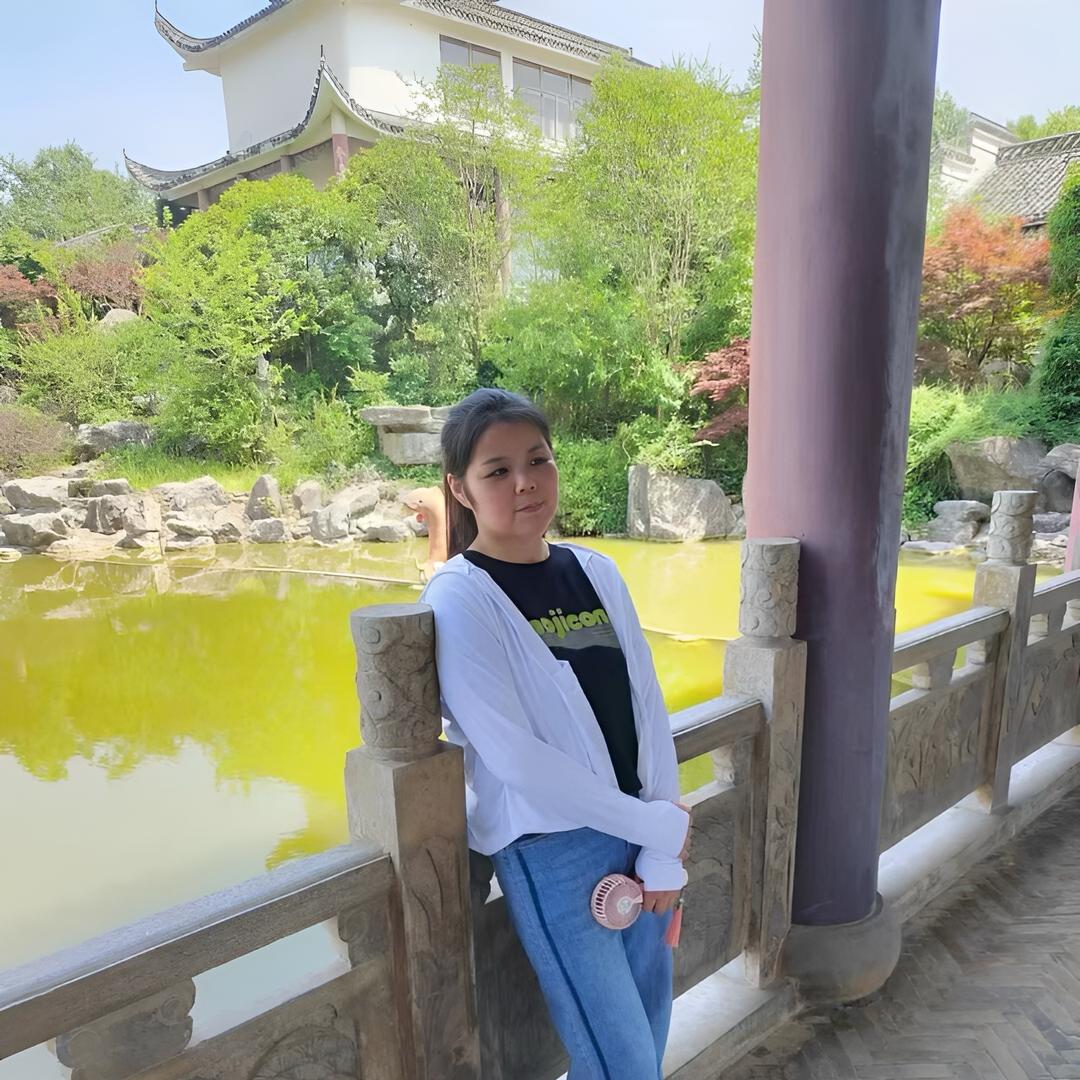 汤沟老街潮衣库