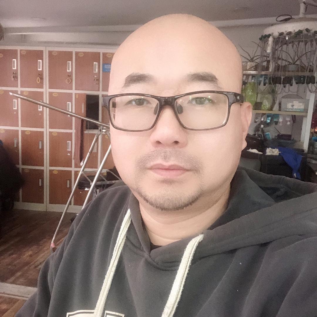 青岛 光头张 户外精致剪发 收徒