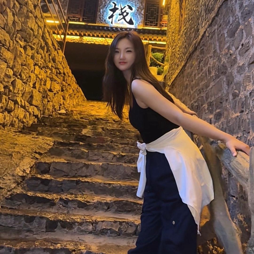那个谁 💰