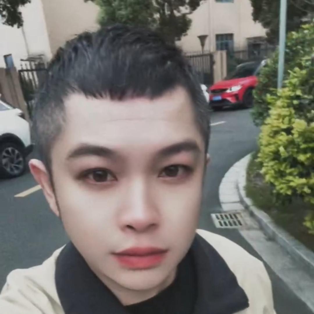 卢果不是祢(踝关节骨折恢复中)