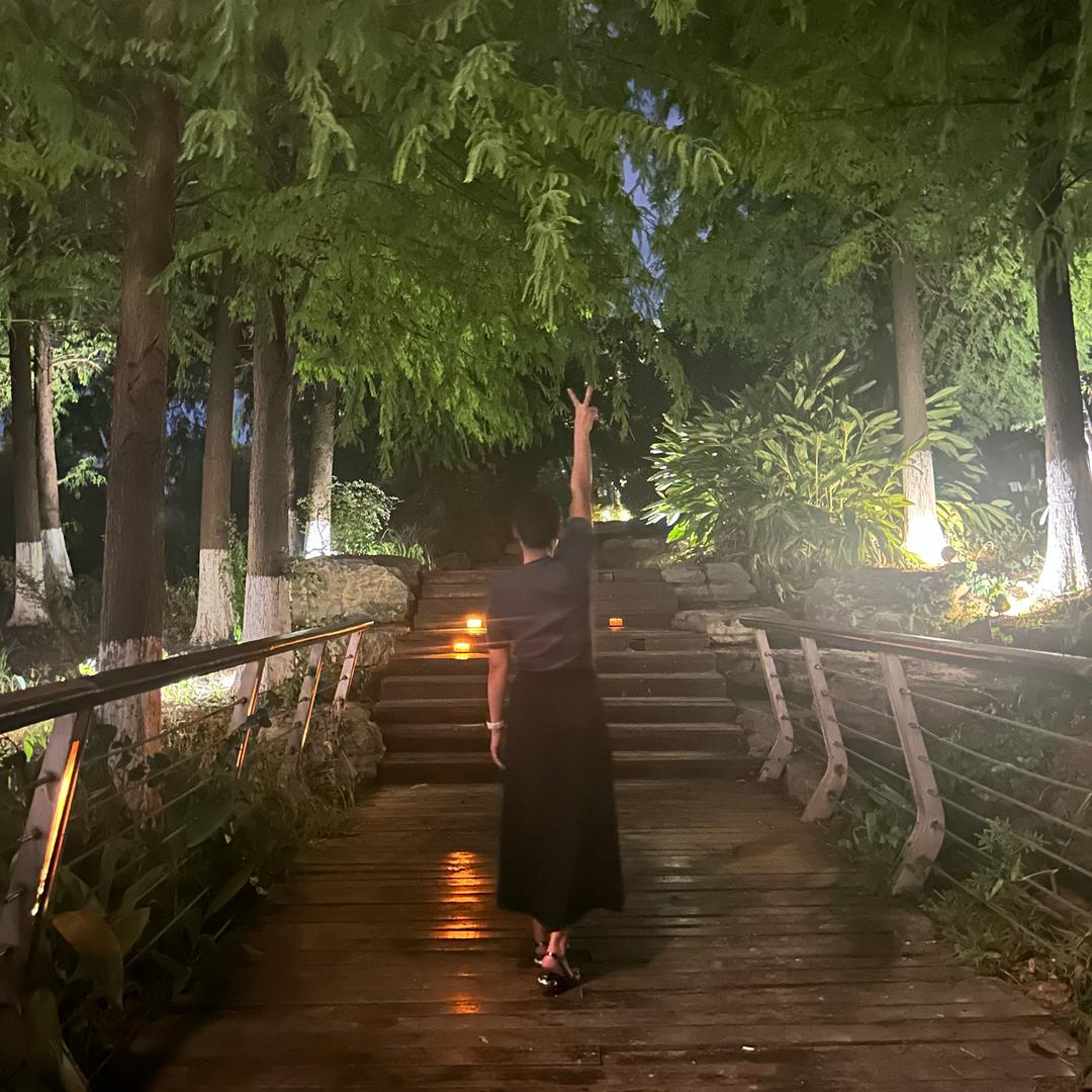 廖三多的花漾颜美容美体工作室