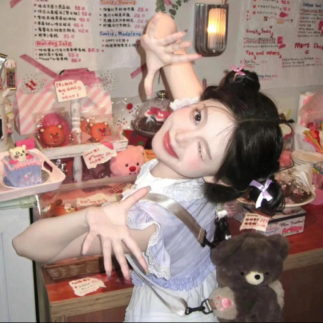 芝卷卷披萨高邮店店员徐头头