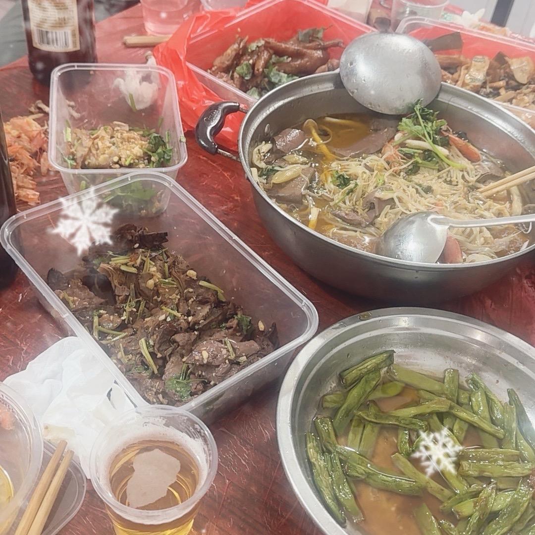 鳴休宁荣